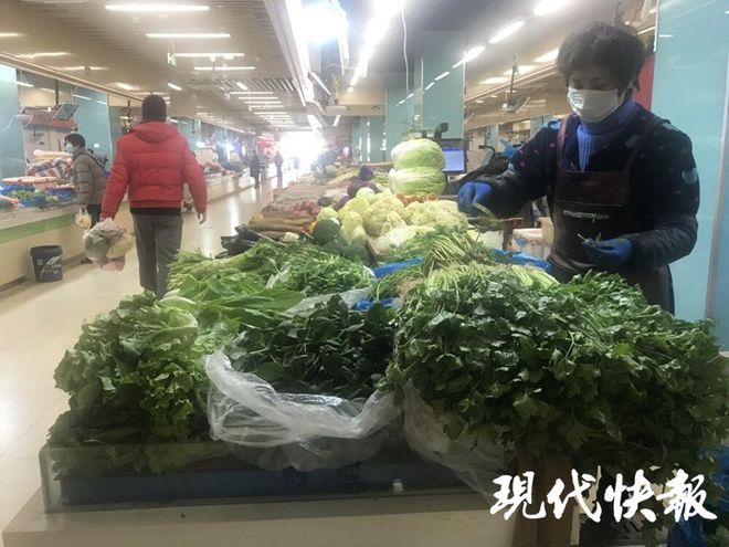 澳门沙金(中国)在线平台一大波带着泥土的新鲜蔬菜上架！南京开业菜场已超110家(图2)